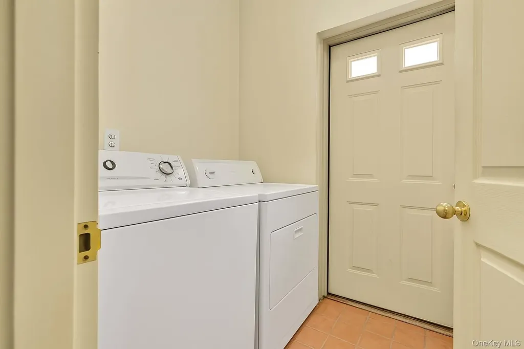 436 Putnam Avenue Brooklyn NY 11221