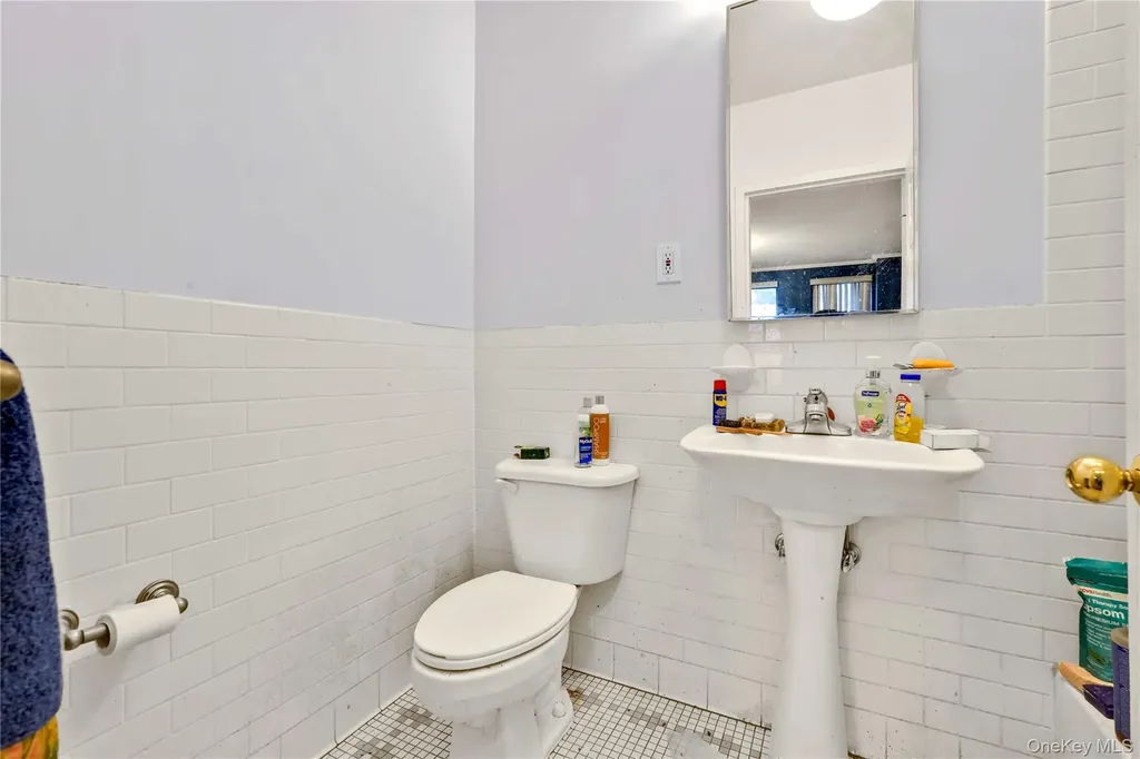 436 Putnam Avenue Brooklyn NY 11221