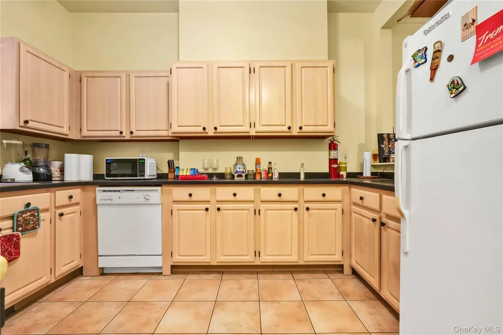 436 Putnam Avenue Brooklyn NY 11221
