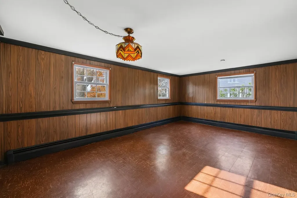 21 Lama Drive Shirley NY 11967