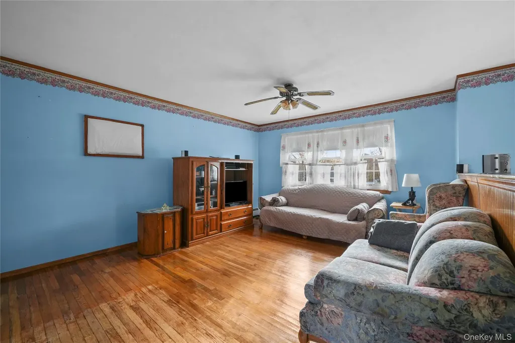 21 Lama Drive Shirley NY 11967