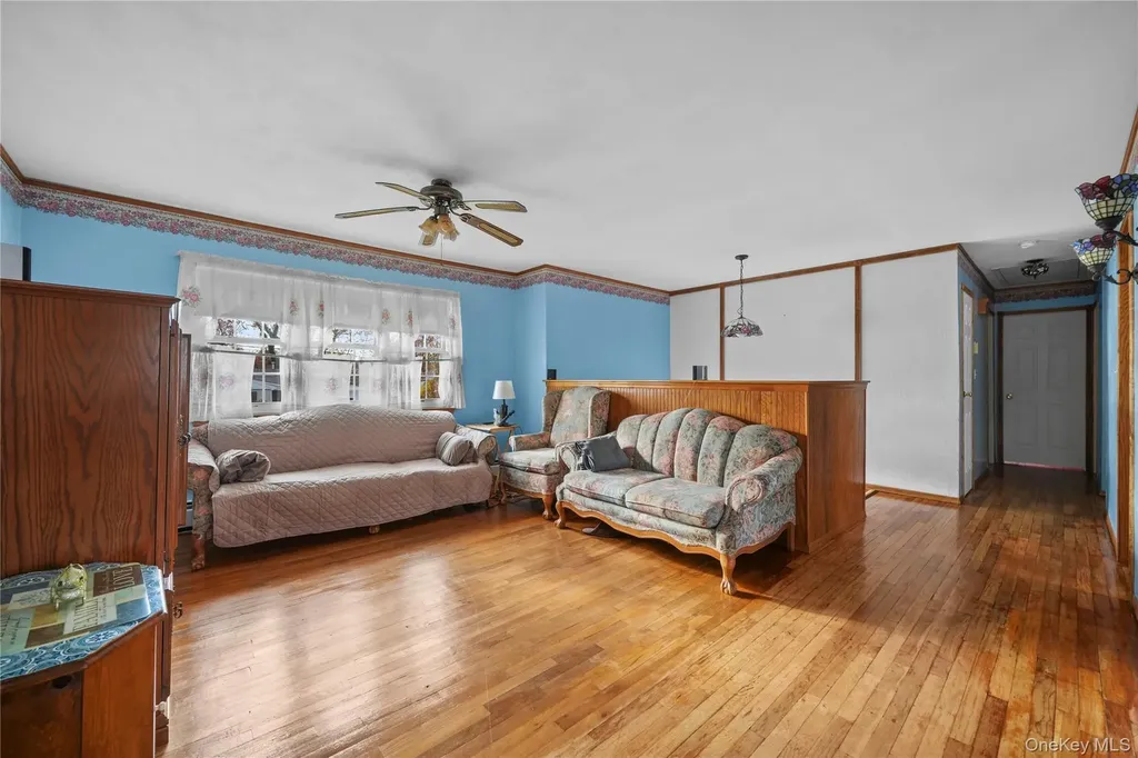 21 Lama Drive Shirley NY 11967