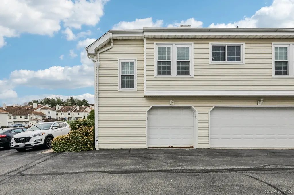 1401 Whispering Hills Chester NY 10918
