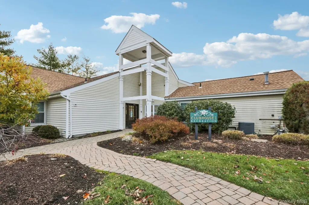 1401 Whispering Hills Chester NY 10918