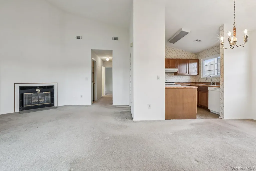 1401 Whispering Hills Chester NY 10918