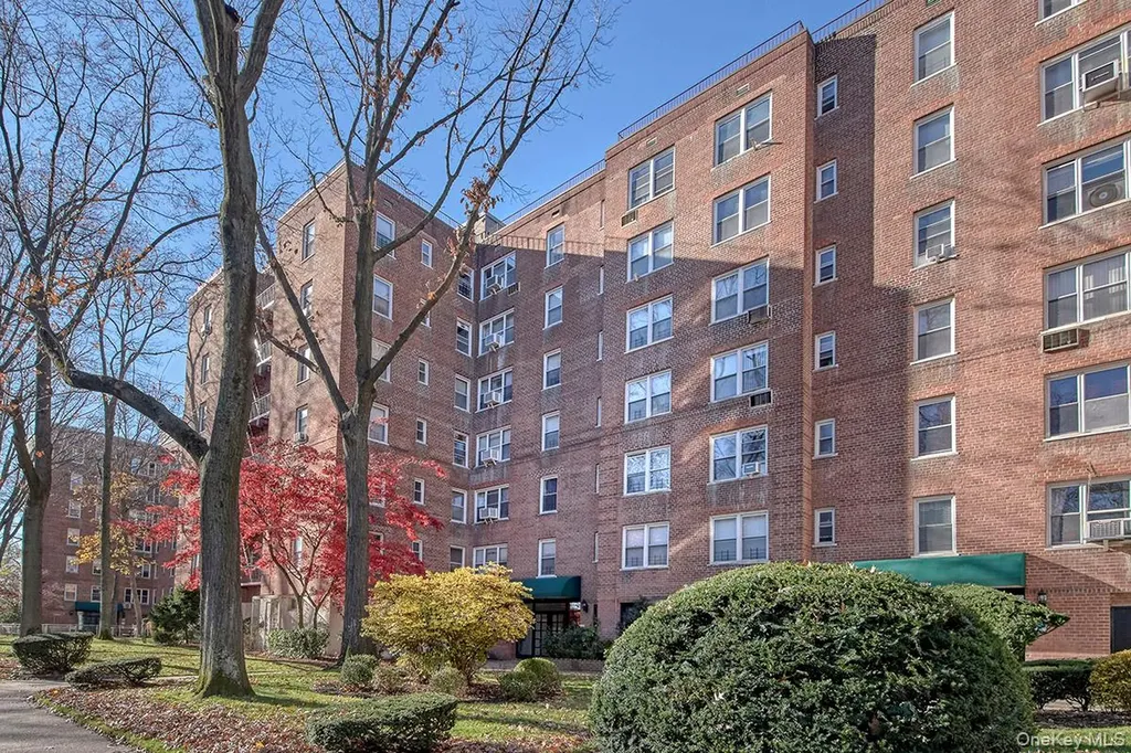 27-10 Parsons Boulevard Flushing NY 11354