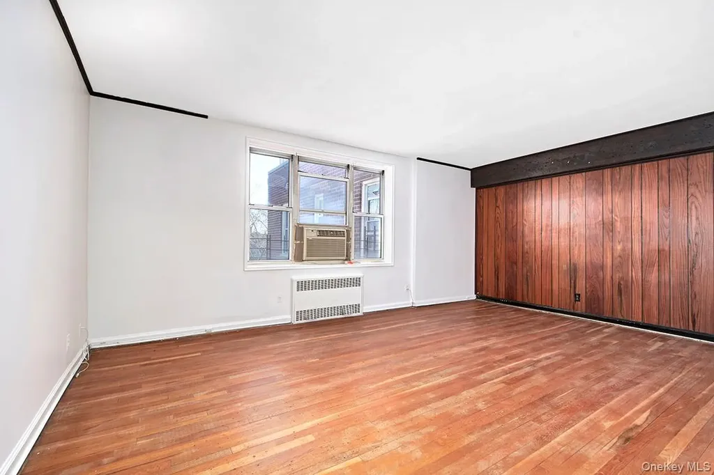 27-10 Parsons Boulevard Flushing NY 11354