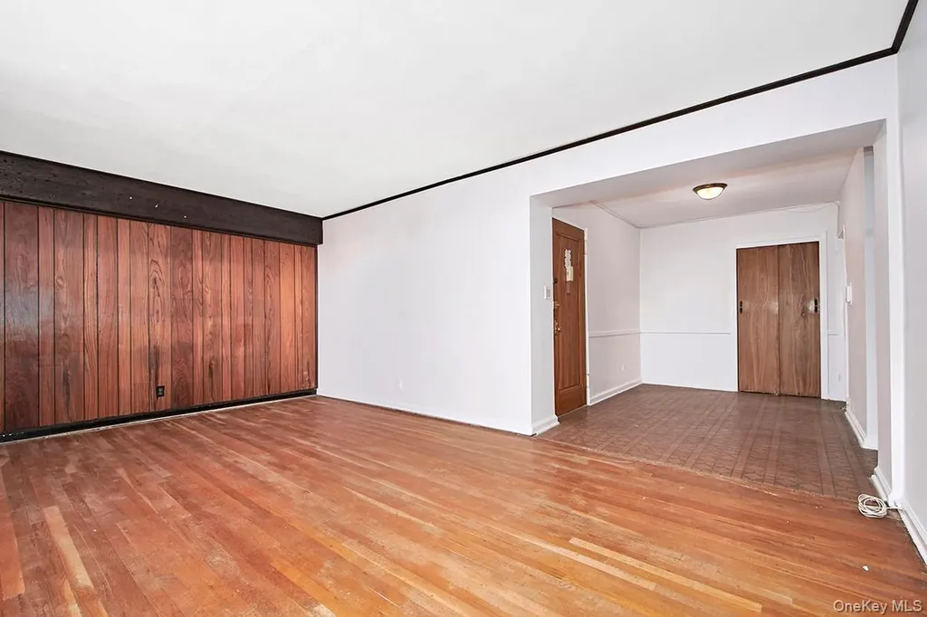 27-10 Parsons Boulevard Flushing NY 11354