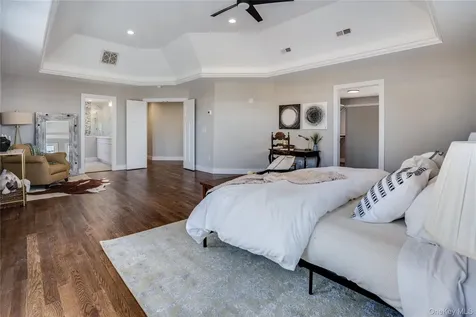 11 Bear Hollow Lane Hyde Park NY 12538