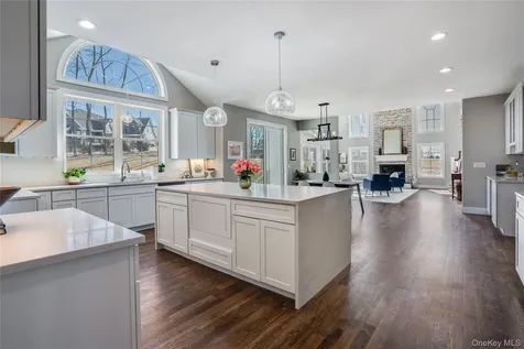 11 Bear Hollow Lane Hyde Park NY 12538