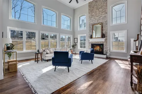 11 Bear Hollow Lane Hyde Park NY 12538