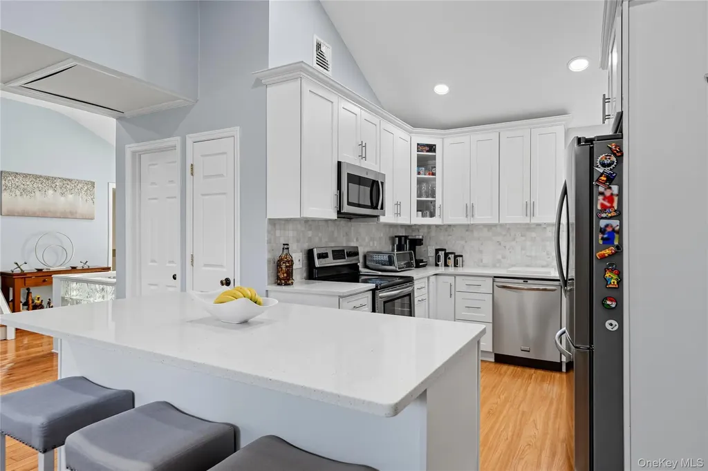 131 S 5th Street Bethpage NY 11714
