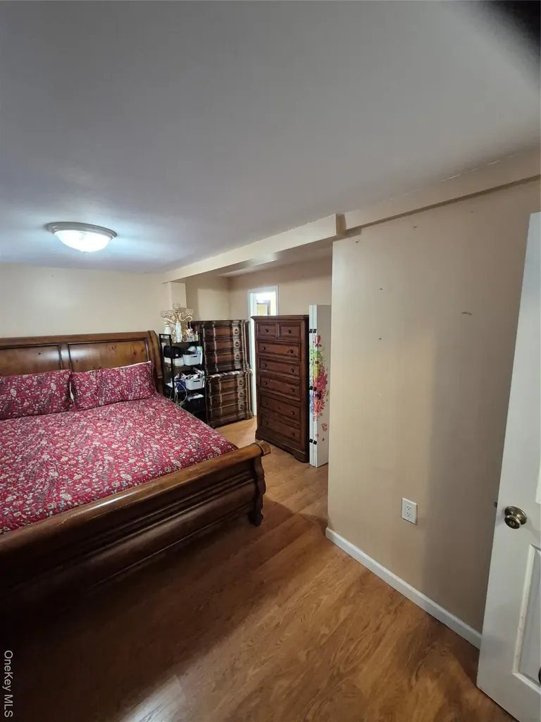 172 Argyle Avenue Uniondale NY 11553