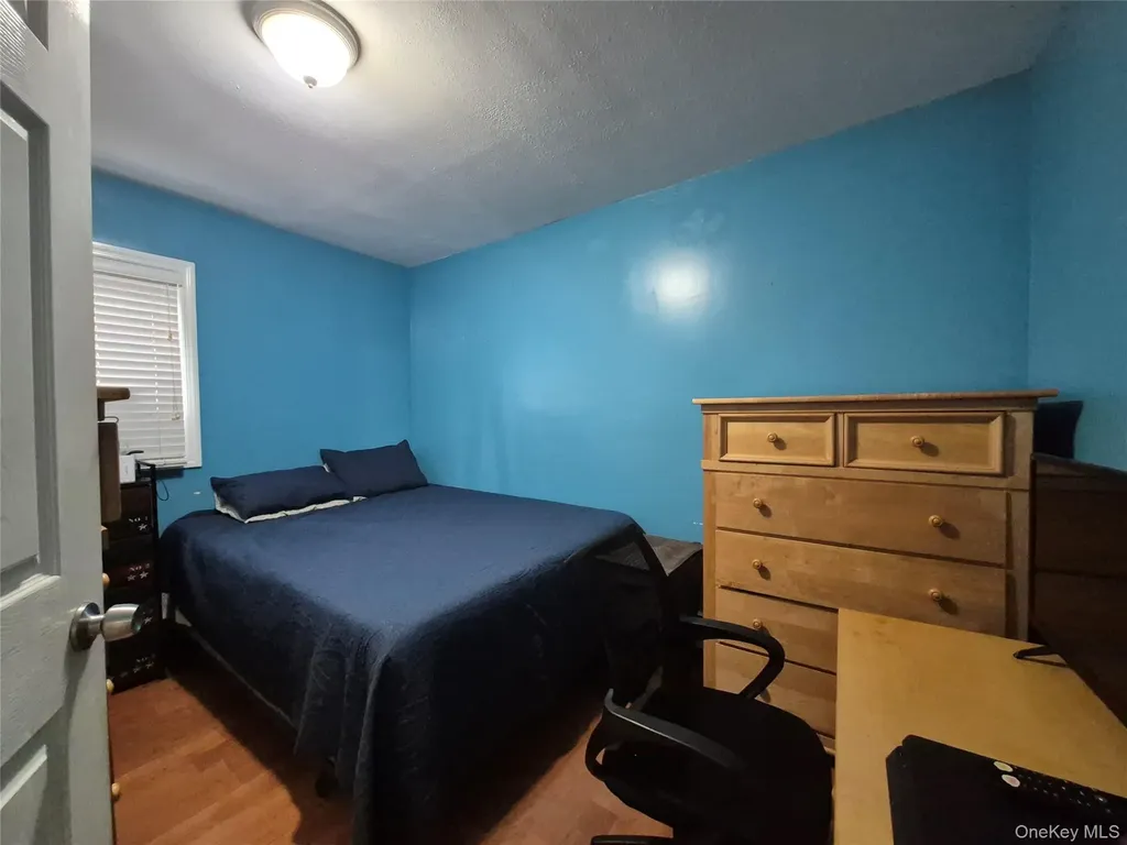 172 Argyle Avenue Uniondale NY 11553