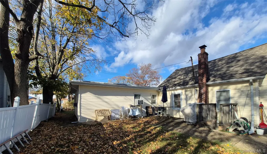 172 Argyle Avenue Uniondale NY 11553