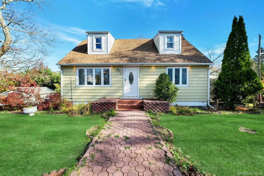 3 Hazel Road Rocky Point NY 11778