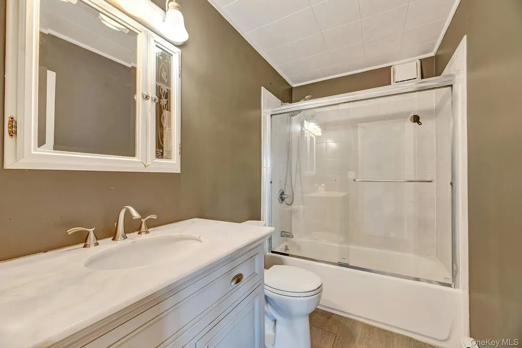 3 Hazel Road Rocky Point NY 11778