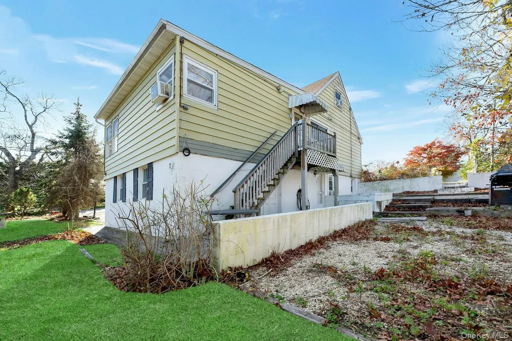 3 Hazel Road Rocky Point NY 11778