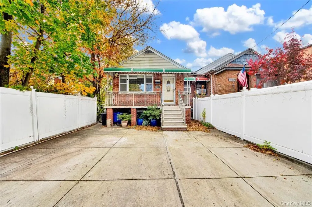 251 Buttrick Avenue Bronx NY 10465