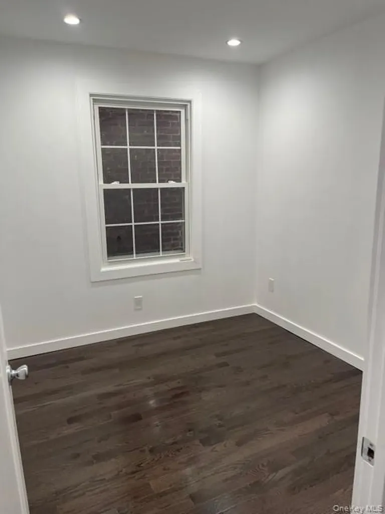 235 E 235th Street Bronx NY 10470