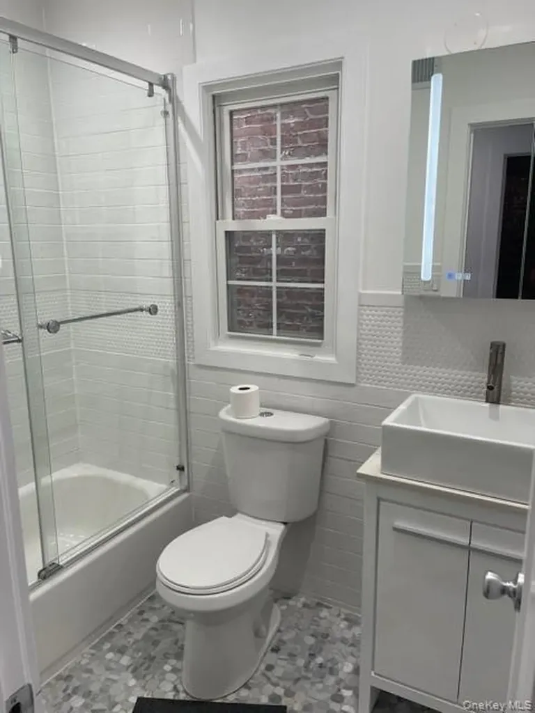 235 E 235th Street Bronx NY 10470