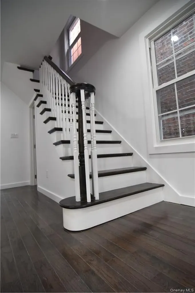 235 E 235th Street Bronx NY 10470