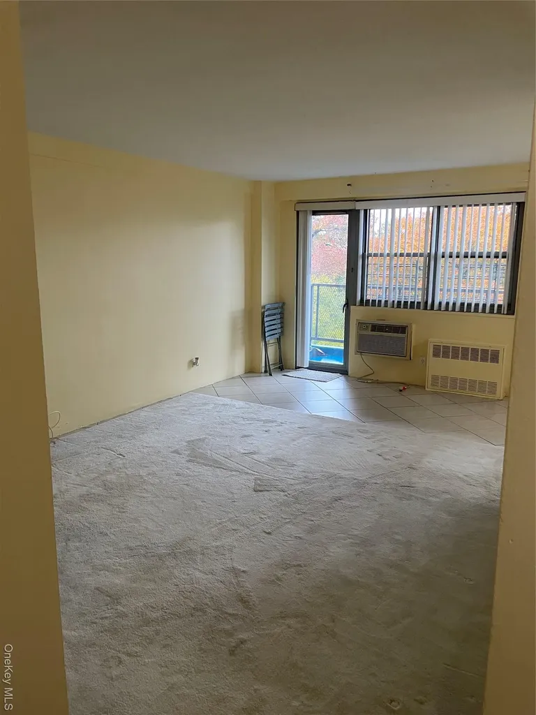 3410 De Reimer Avenue Bronx NY 10475
