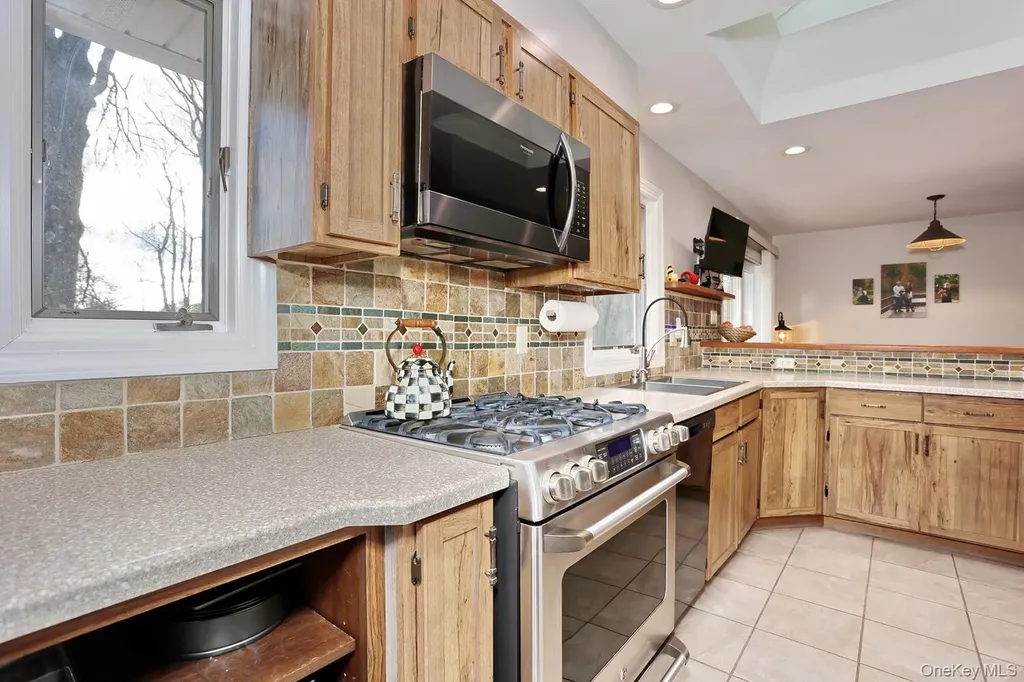 19 Augur Road Suffern NY 10901