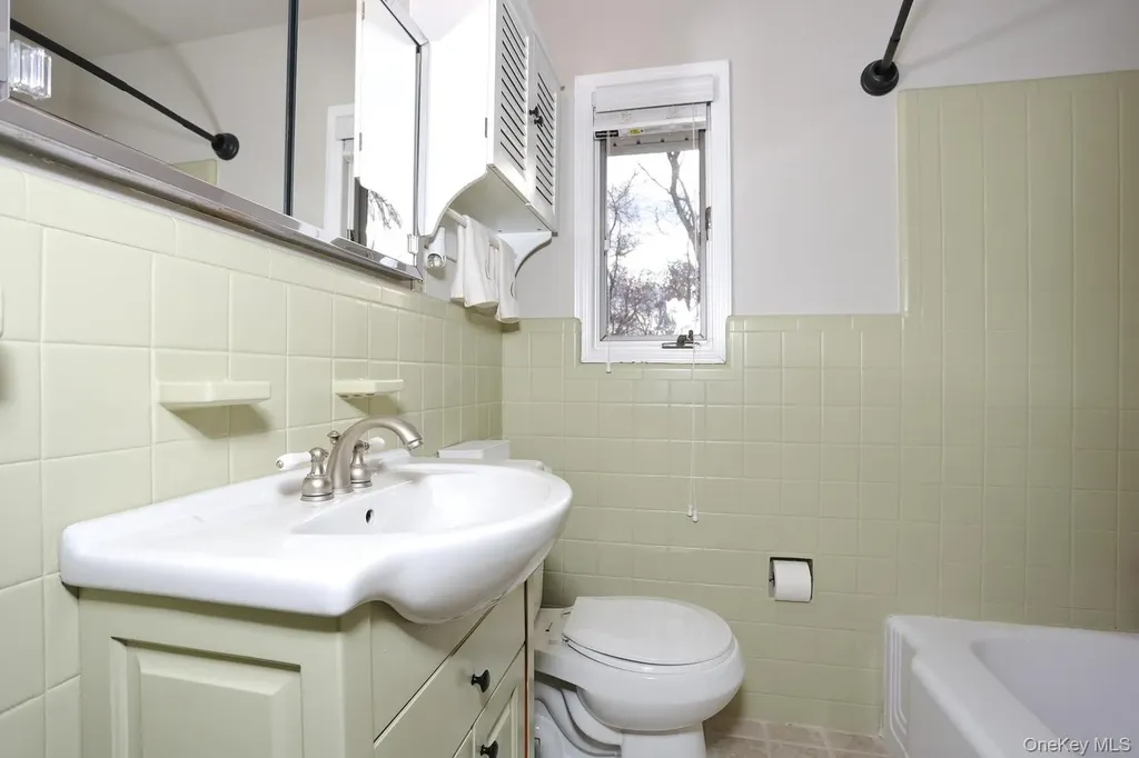 19 Augur Road Suffern NY 10901
