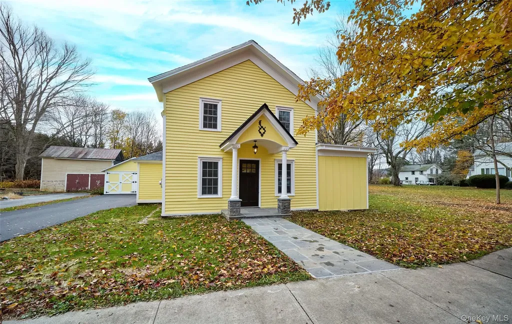 30 Myrtle Avenue Pine Plains NY 12567