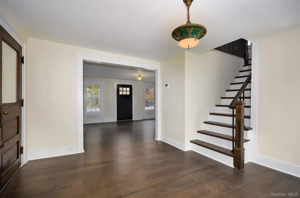 30 Myrtle Avenue Pine Plains NY 12567