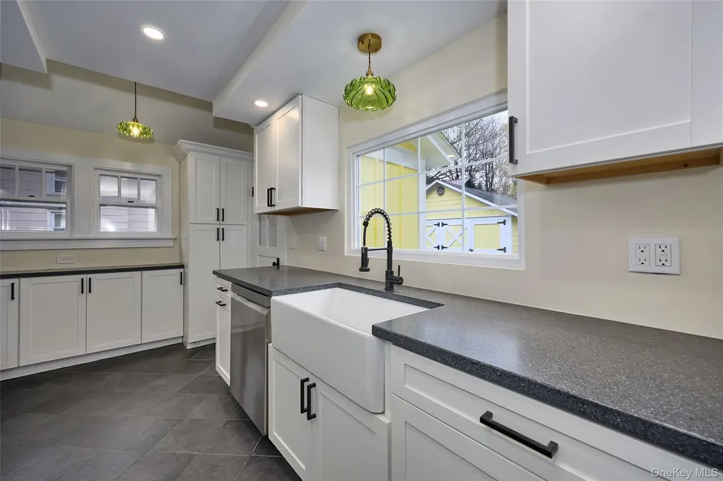 30 Myrtle Avenue Pine Plains NY 12567