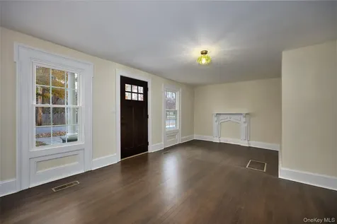 30 Myrtle Avenue Pine Plains NY 12567
