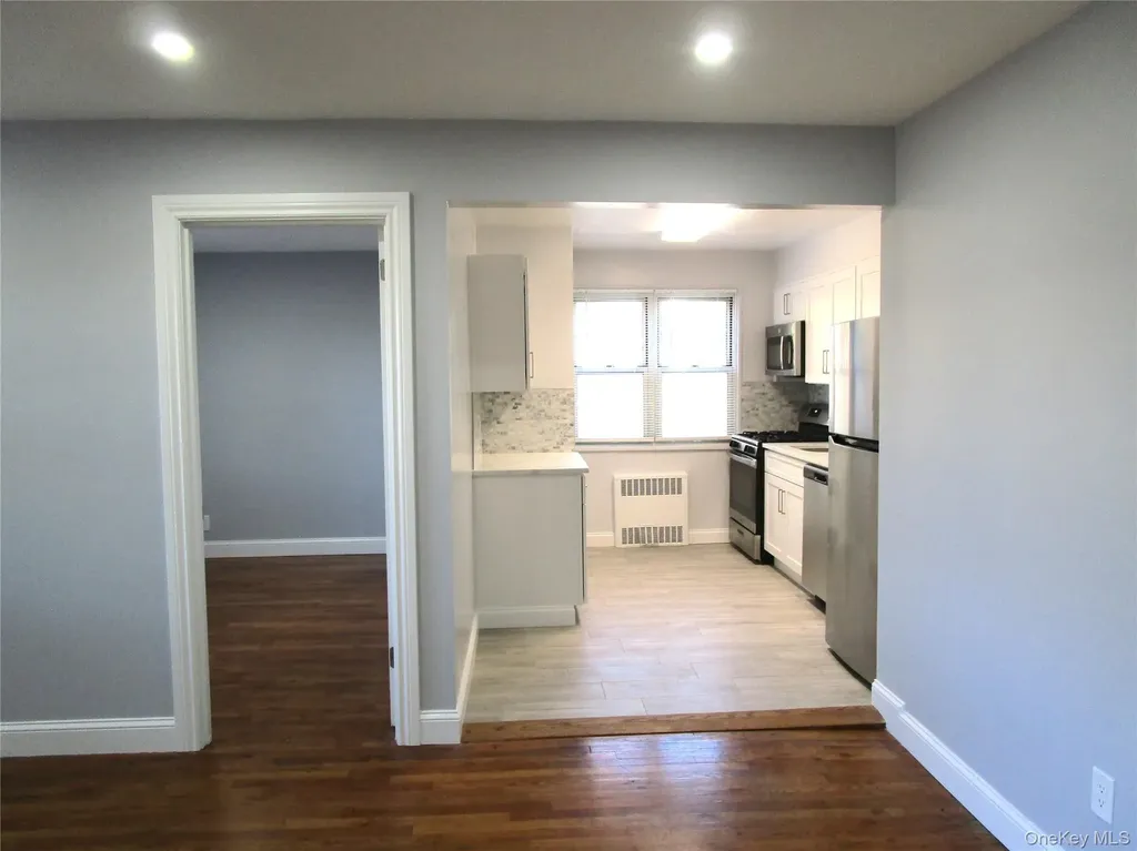 324 Post Avenue Westbury NY 11590