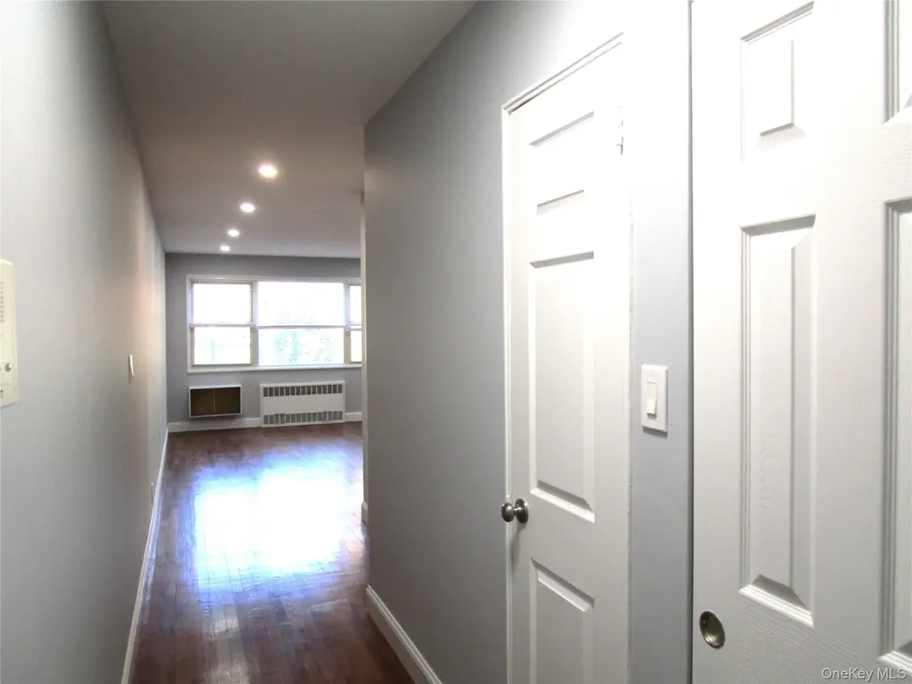 324 Post Avenue Westbury NY 11590
