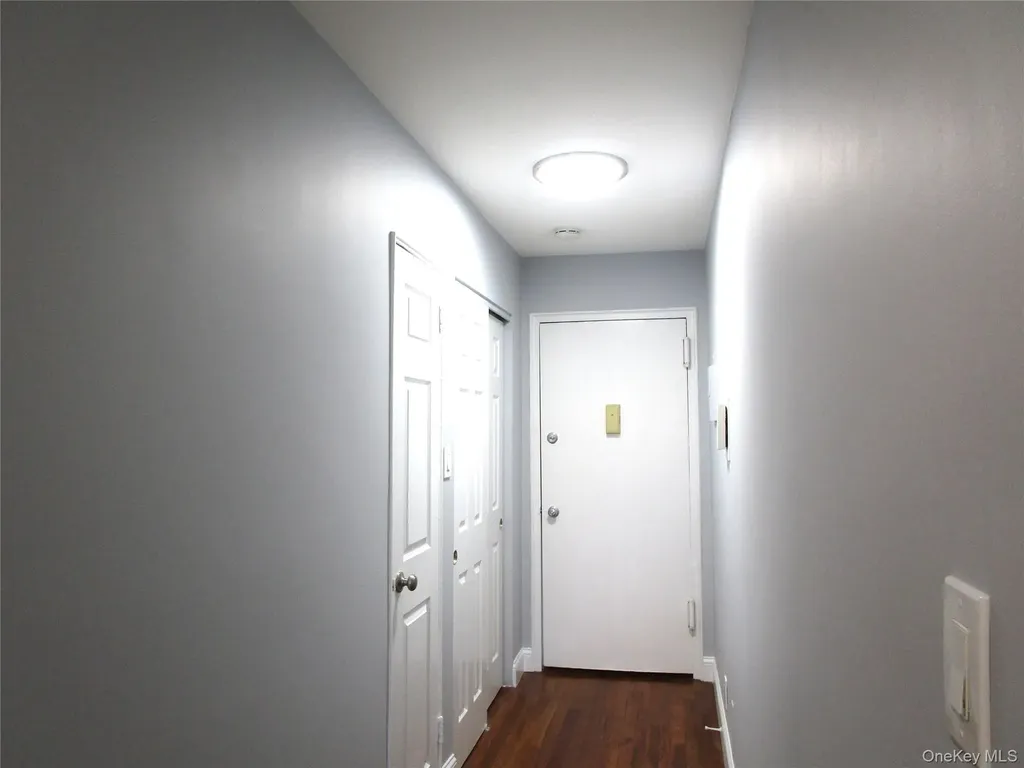 324 Post Avenue Westbury NY 11590
