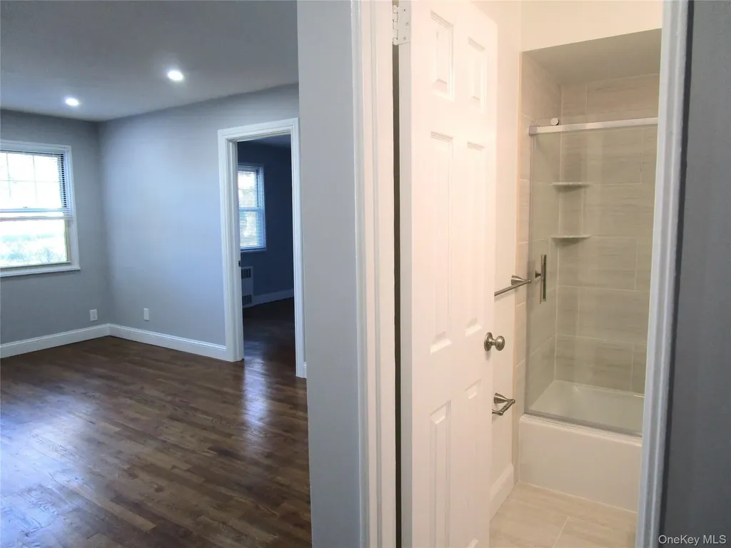324 Post Avenue Westbury NY 11590