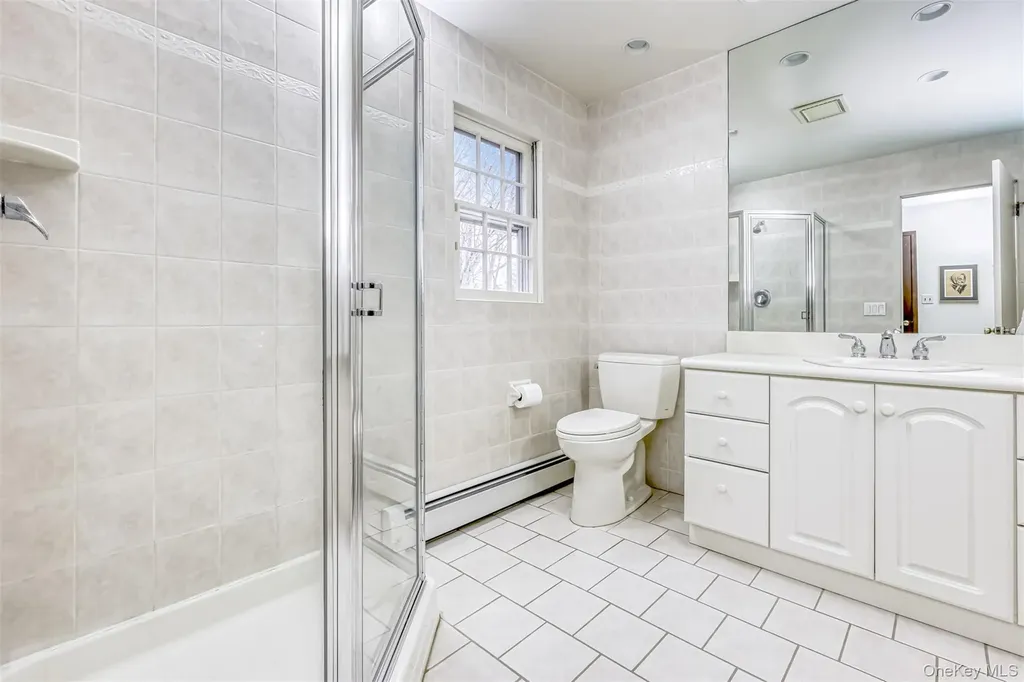 16 Kings Gate Road Suffern NY 10901