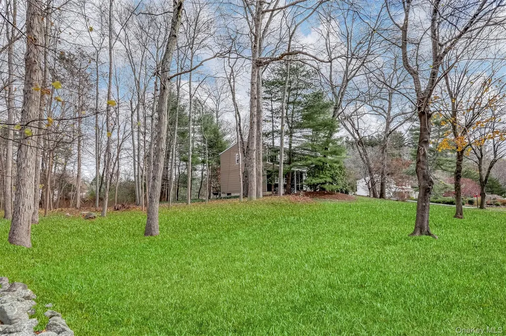 16 Kings Gate Road Suffern NY 10901