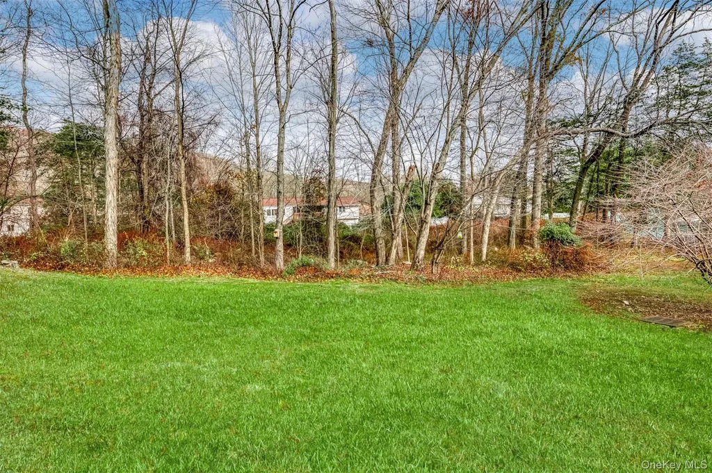 16 Kings Gate Road Suffern NY 10901