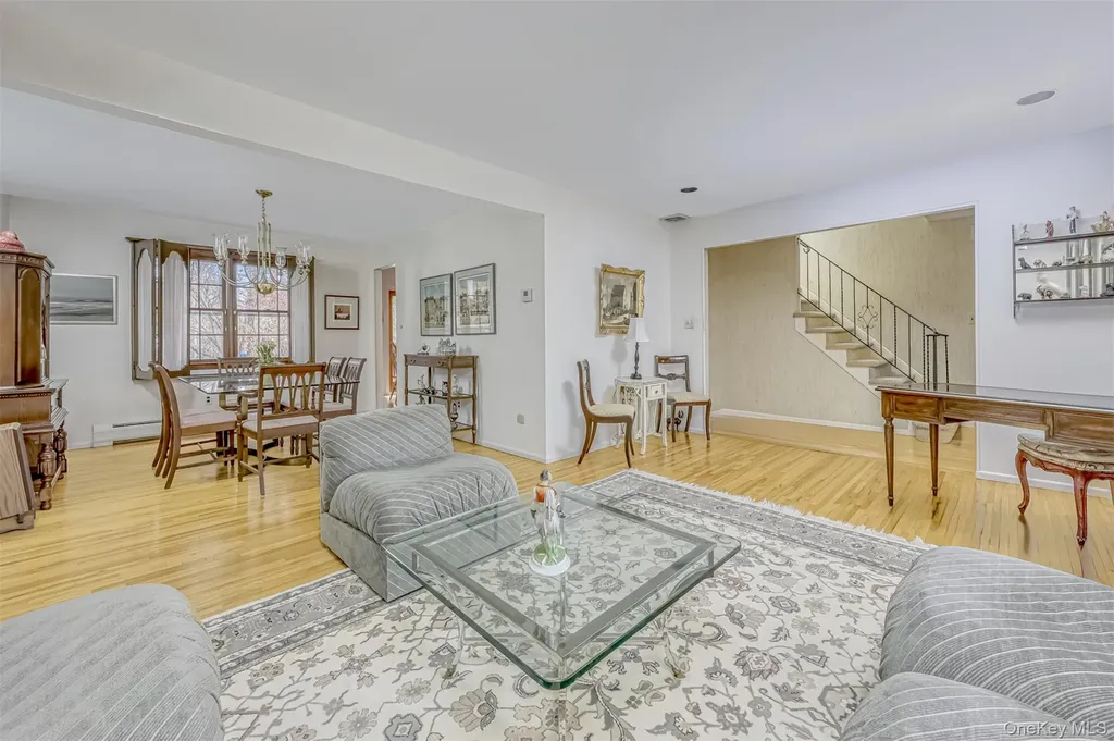 16 Kings Gate Road Suffern NY 10901