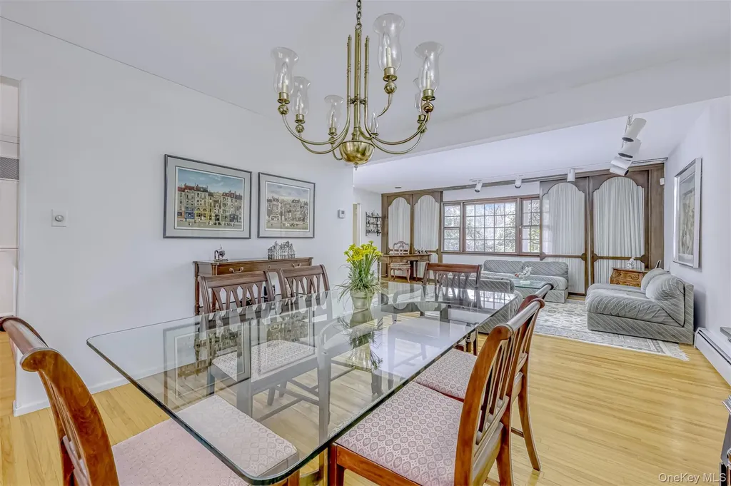 16 Kings Gate Road Suffern NY 10901