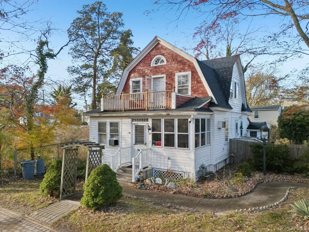 83 Elm Road E Mastic Beach NY 11951