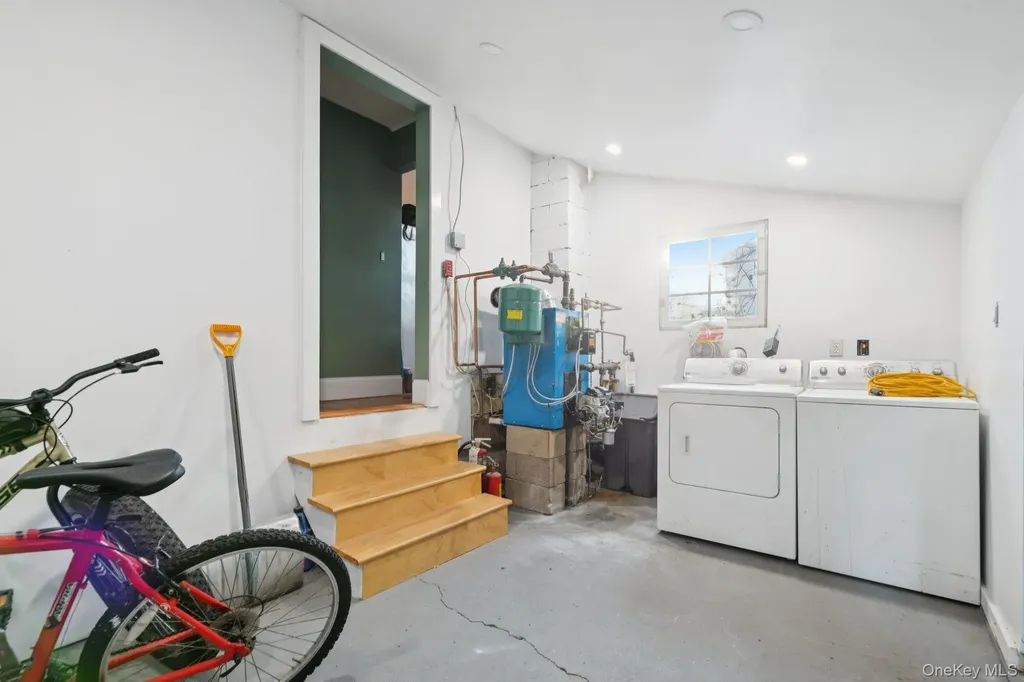 83 Elm Road E Mastic Beach NY 11951