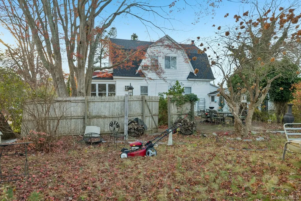 83 Elm Road E Mastic Beach NY 11951