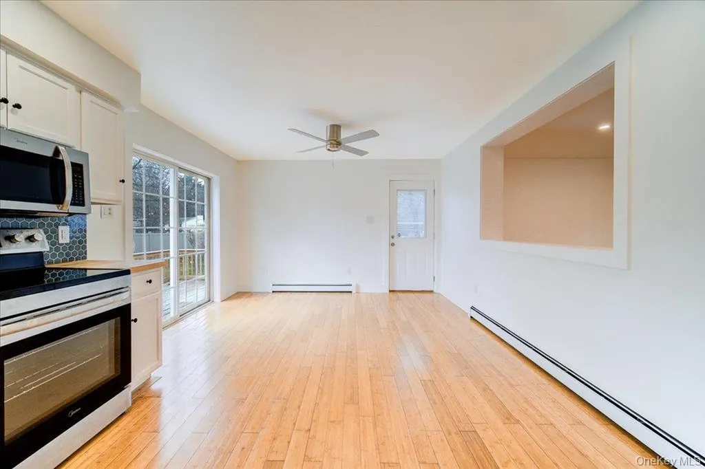 43 North Road Tillson NY 12486
