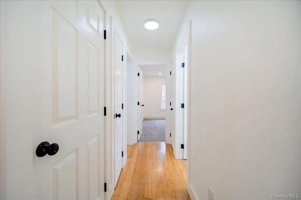 43 North Road Tillson NY 12486