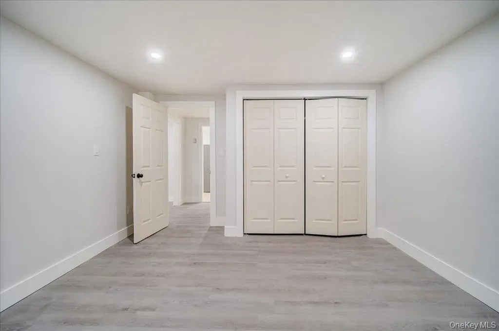 43 North Road Tillson NY 12486