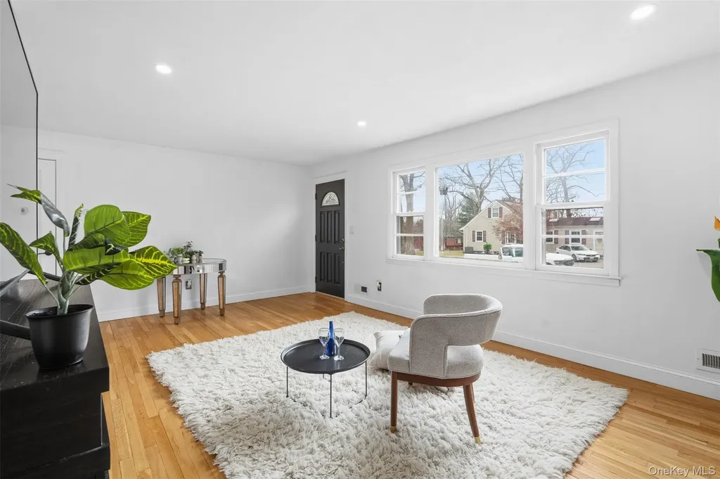 22 Hovenkamp Avenue Nanuet NY 10954