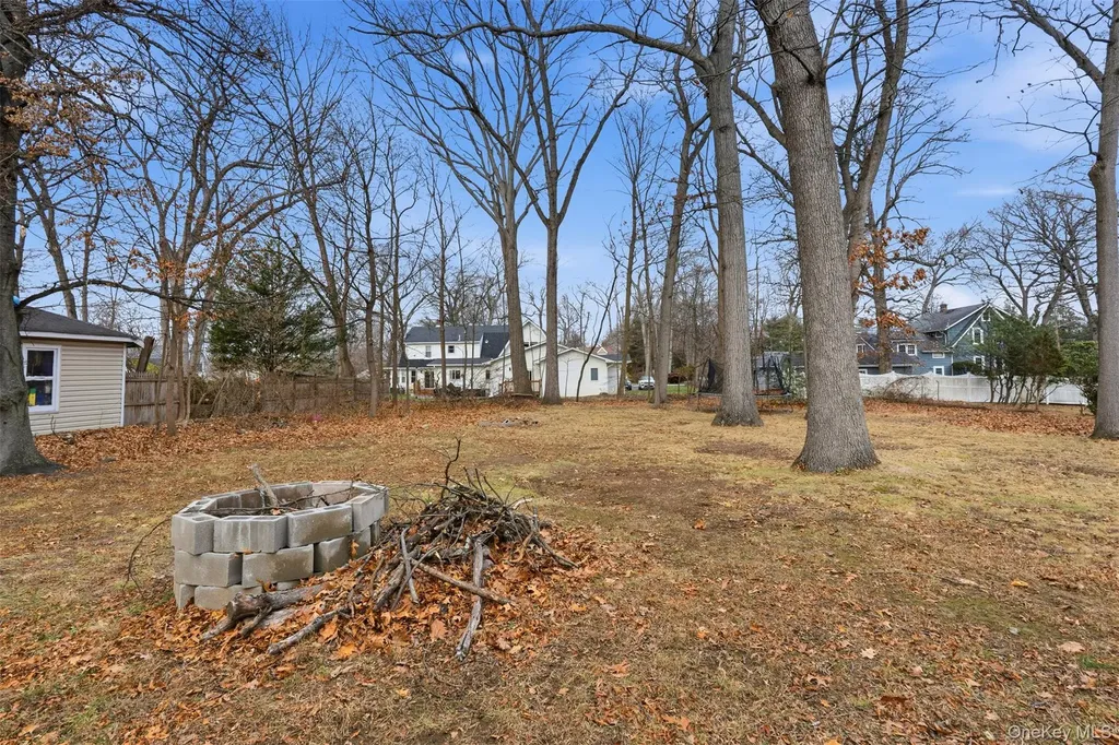 22 Hovenkamp Avenue Nanuet NY 10954